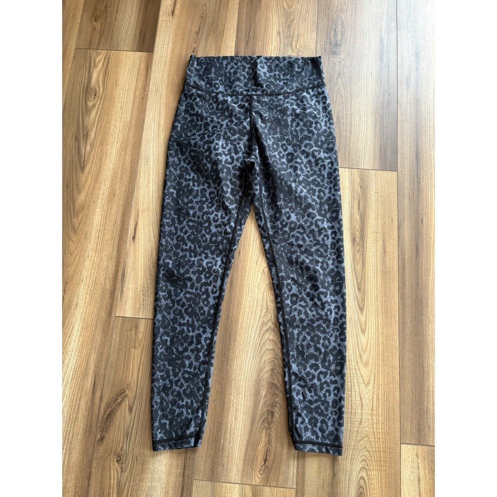 Zyia Active‎ Sz 6-8 Leggings Yoga Pants Butt Scrunch Blue Cheetah Print 25"